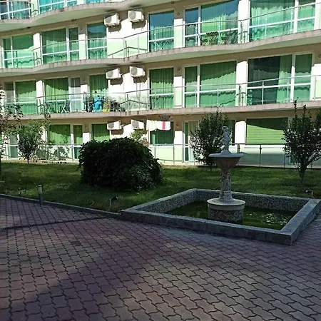 Апартамент Ели Apartment